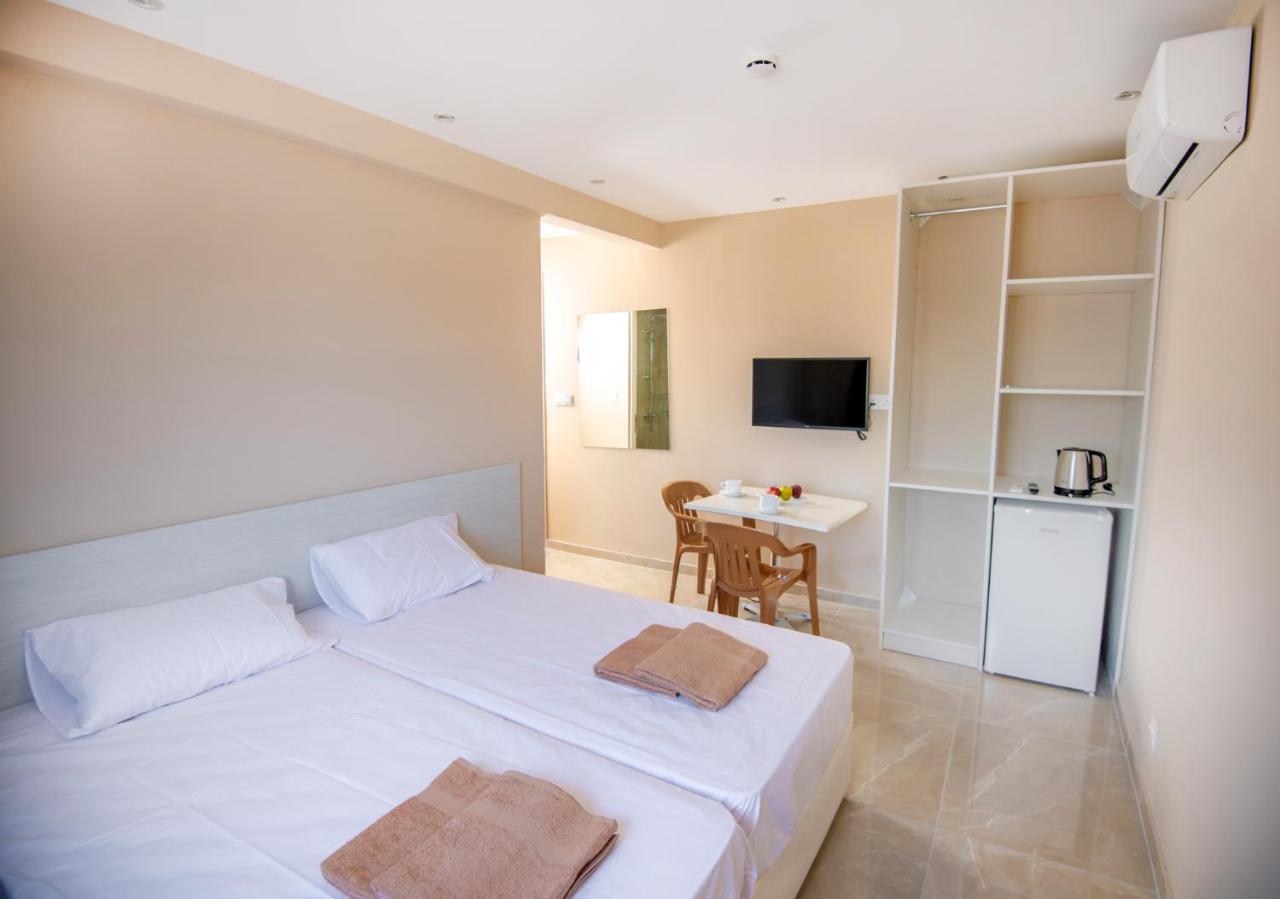 Marisa Napa Suites Agia Napa Buitenkant foto