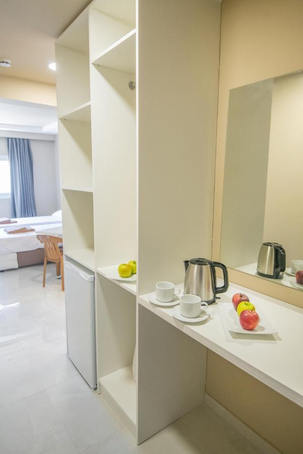 Marisa Napa Suites Agia Napa Buitenkant foto
